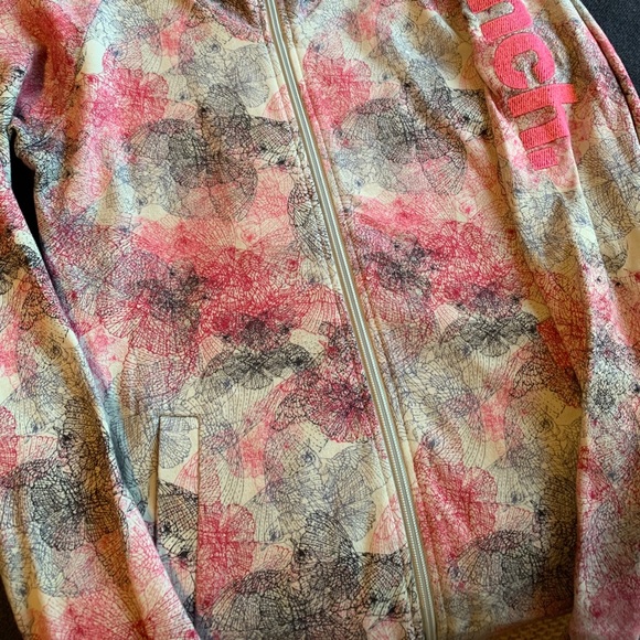 Bench Sweater - Picture 2 of 2